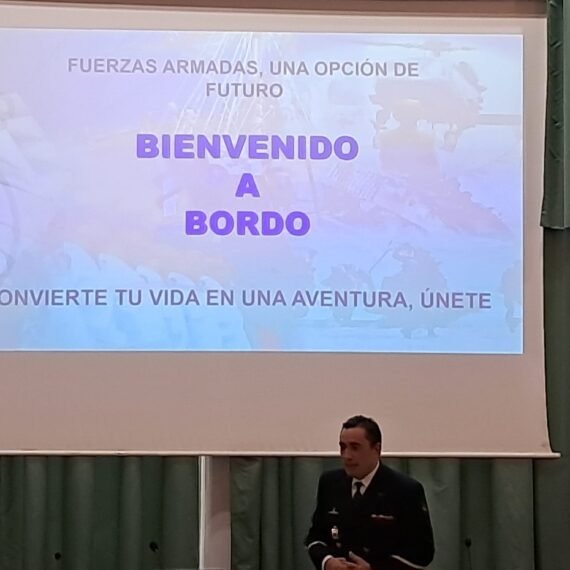 CHARLA INFORMATIVA FUERZAS ARMADAS